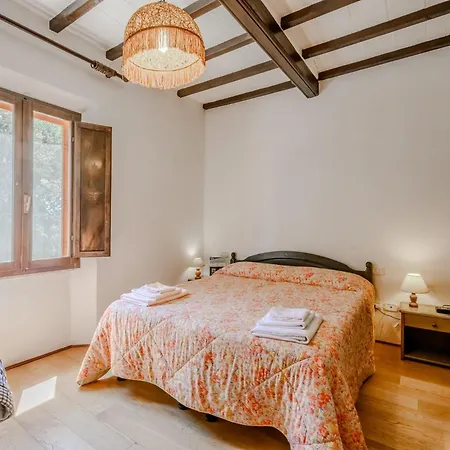 Hotiday Podere Aparthotel 3*